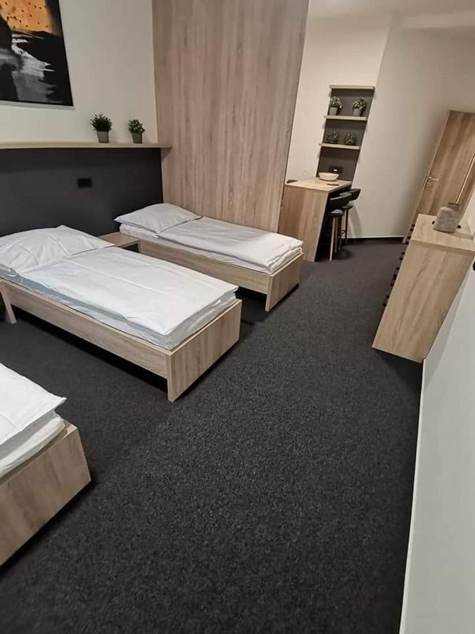 Sareza Hotel Ostrava Luaran gambar