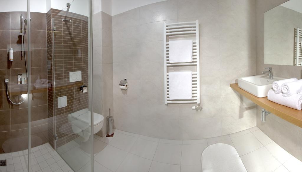 Sareza Hotel Ostrava Luaran gambar