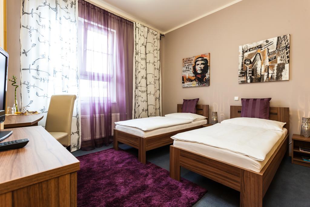 Sareza Hotel Ostrava Luaran gambar