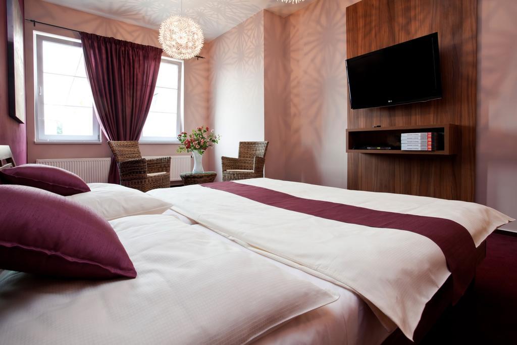 Sareza Hotel Ostrava Luaran gambar