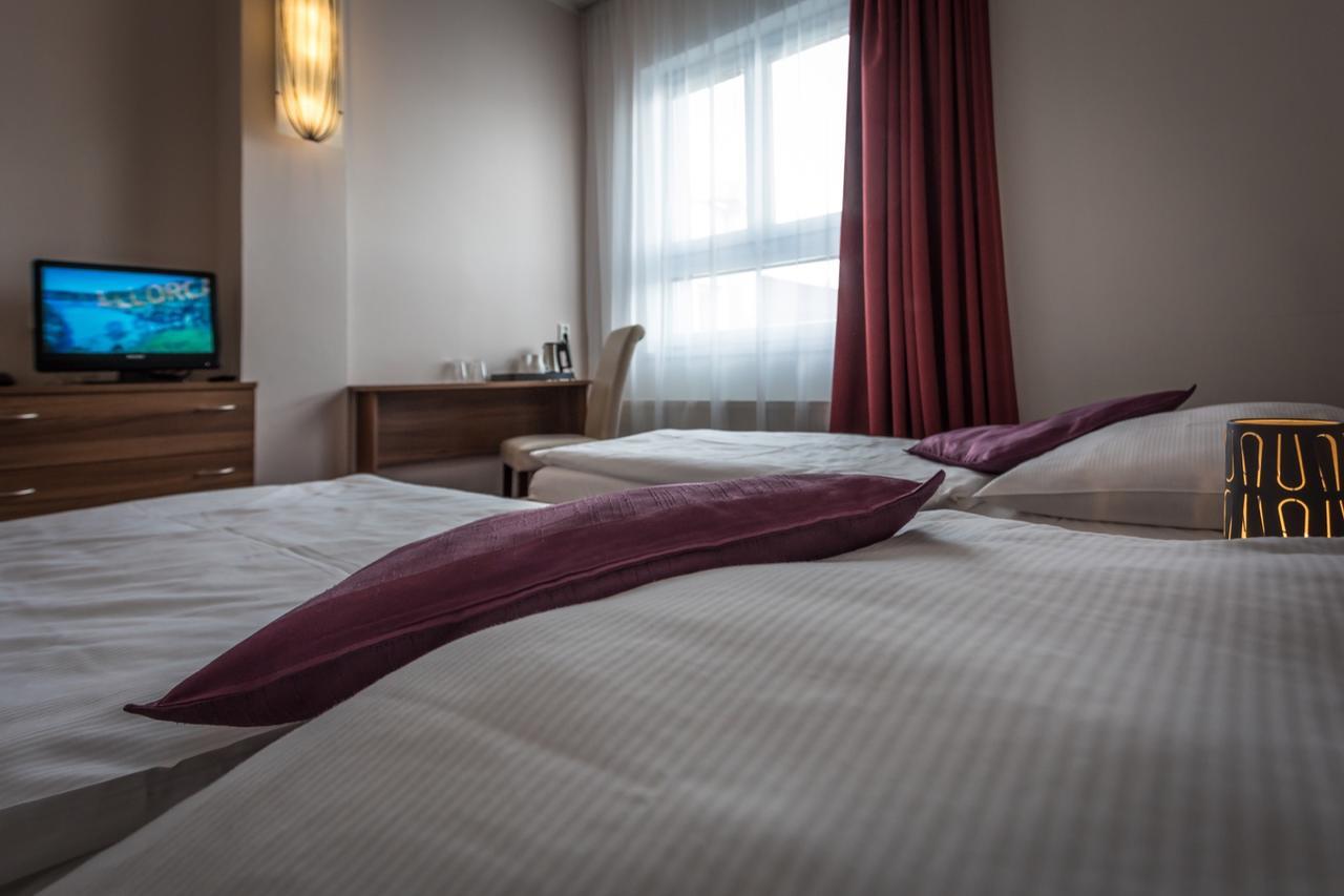 Sareza Hotel Ostrava Luaran gambar